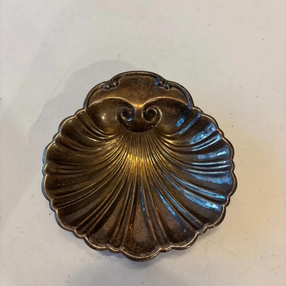 vintage silver-plated shell dish for jewelry
